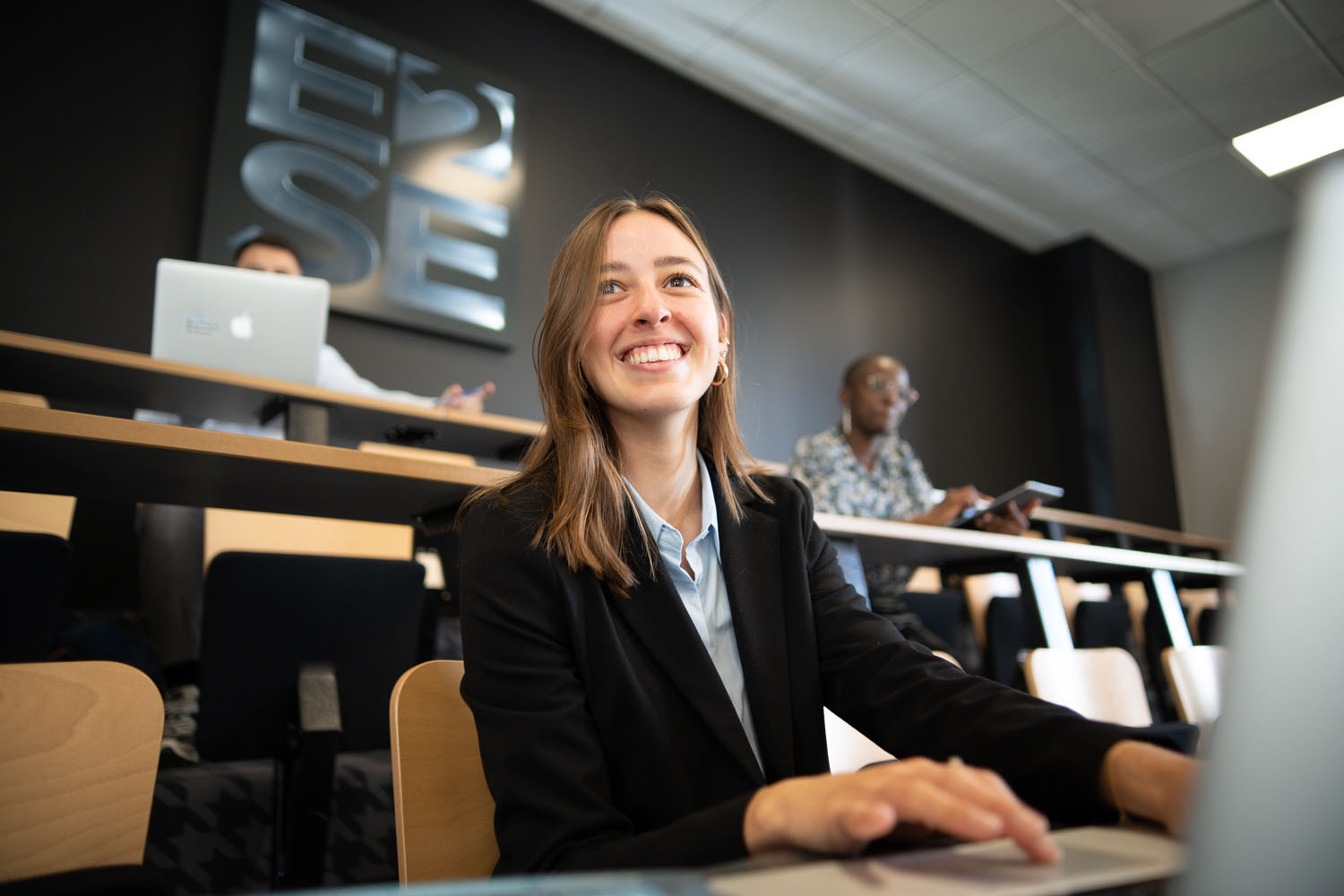 Réalisation banque d'imagte pour l'E2SE Business School à Caen